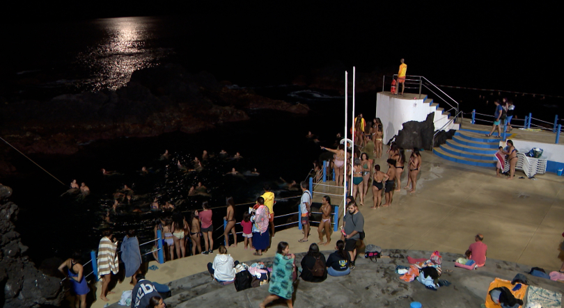 Imagem de Banhos de lua na Lagoa: Cerca de mil pessoas aderiram à iniciativa