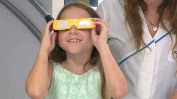 Eclipse solar: Procura por óculos de proteção superou expetativas