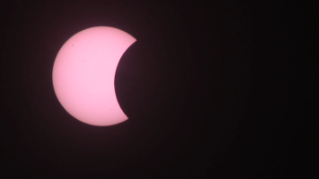 Eclipse solar nos Açores: Mais de 300 pessoas acompanharam eclipse solar na Ribeira Grande