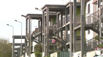 Imagem de Mais de mil famílias não pagam rendas sociais das casas atribuídas pelo Governo