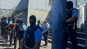 Operação da PSP em Rabo de Peixe termina com desacatos