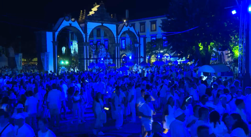 Imagem de PDL White Ocean: Festa Branca voltou a animar Ponta Delgada