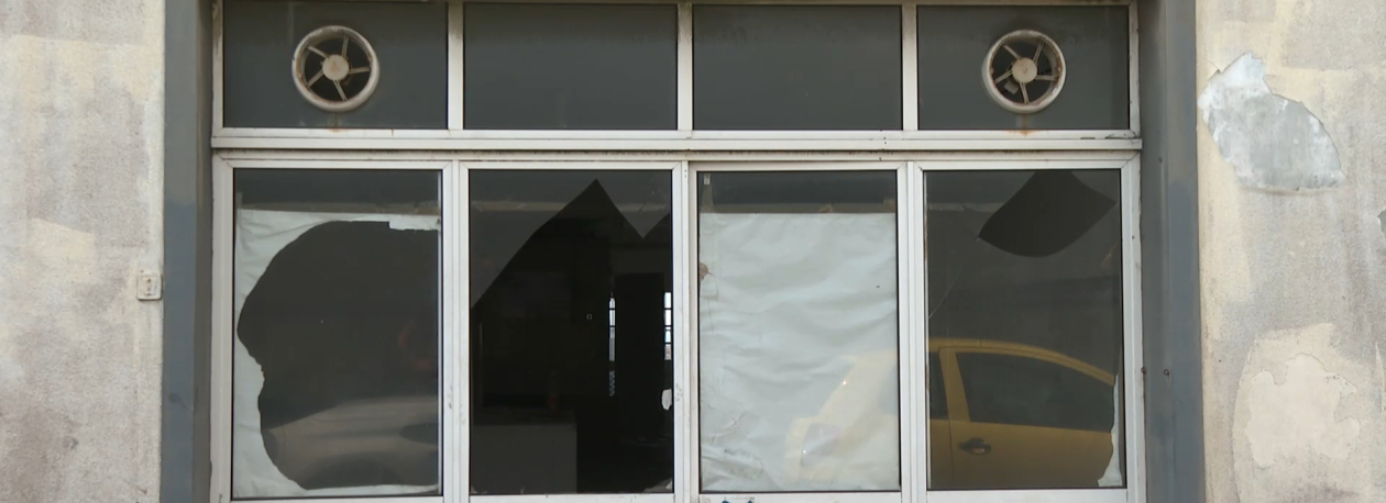 Imagem de Antiga sede da cooperativa Porto de Abrigo está ao abandono em Ponta Delgada