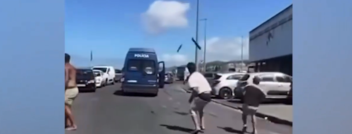 Imagem de Ribeira Grande lamenta e condena ataque à PSP em Rabo de Peixe