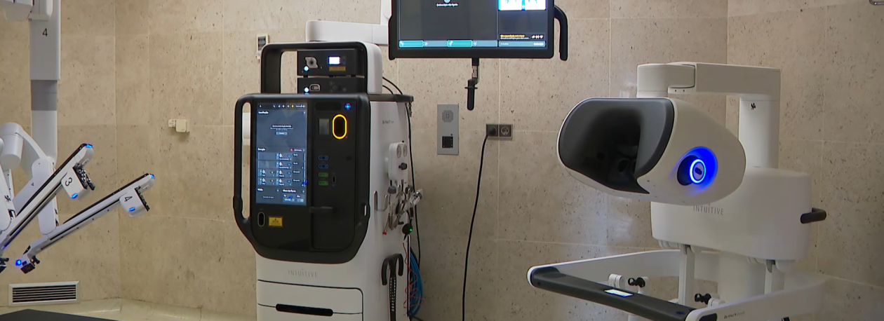 Imagem de Primeiro robot cirúrgico de 5ª geração em Portugal instalado no Hospital de Ponta Delgada