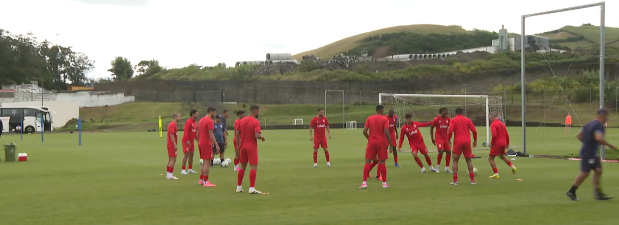 Imagem de Académico Viseu vs Santa Clara: Petit prevê dificuldades com adversário e o calor