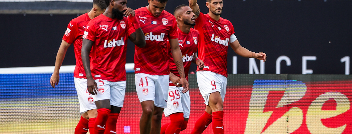 Imagem de Santa Clara venceu o Académico de Viseu por 1-0
