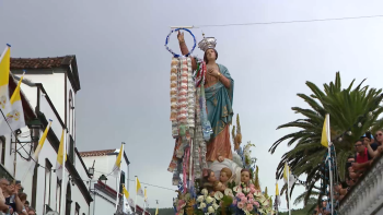 Procissão de N. Sra. dos Anjos com 16 andores e 10 bandas filarmónicas