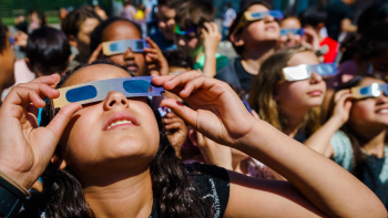 Primeiro eclipse solar total desde 1912 acontece hoje