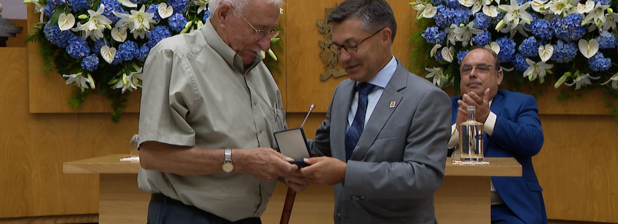 Imagem de 50 anos Autonomia: ALRAA homenageia 1ª geração de deputados