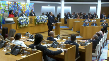 50 anos Autonomia: BE apelou à unidade insular e PS sugeriu conhecimento e boa governança no centro