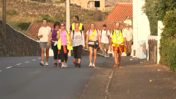Caminhada pela paz na Terceira: Iniciativa da Oficina d’Angra dá volta à ilha
