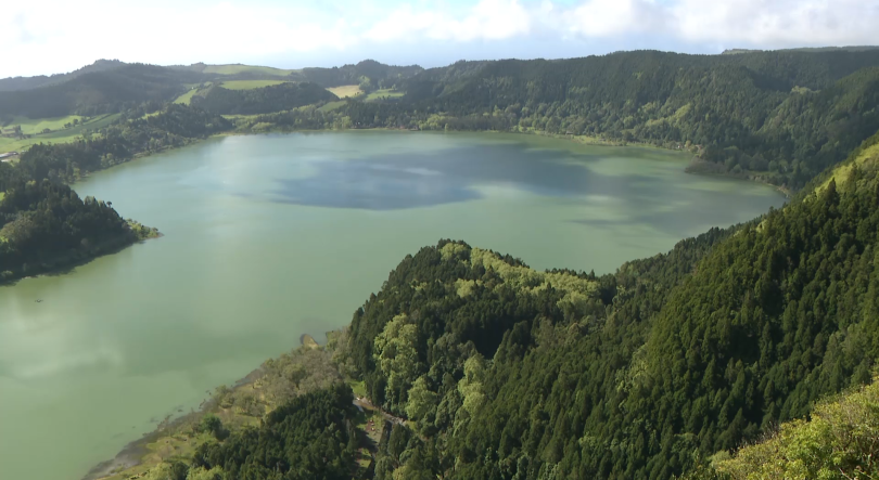 Vulcão das Furnas: Alerta vulcânico elevado para V1