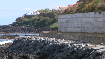 Inaugurada obra de proteção da orla costeira dos Fenais na Graciosa