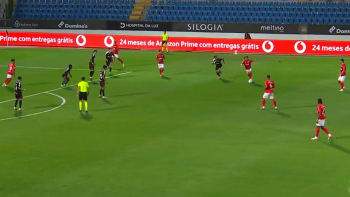 Santa Clara continua invicto na Primeira Liga