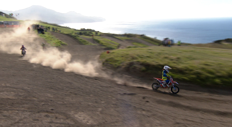 Imagem de Rodrigo Garcia em grande destaque no motocross com apenas 8 anos