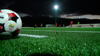 Campeonato de Futebol dos Açores: Praiense assume também candidatura ao título