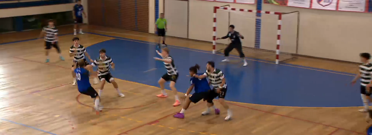 Imagem de Divisão de Honra Andebol: Sporting da Horta continua sem perder
